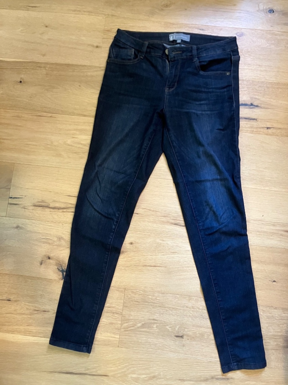 Wit & Wisdom Size 6 Dark Wash Skinny Jeans